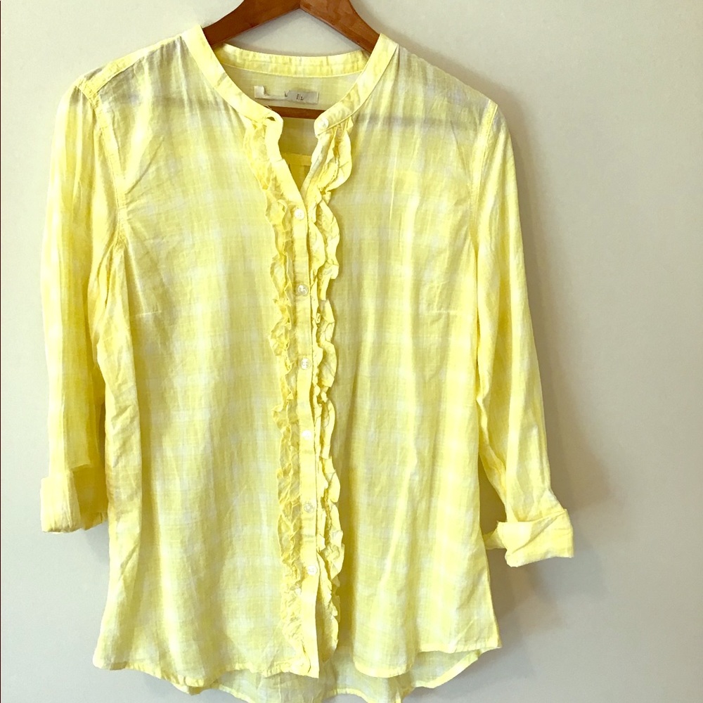 Adorable Old Navy Ruffle top NWOT